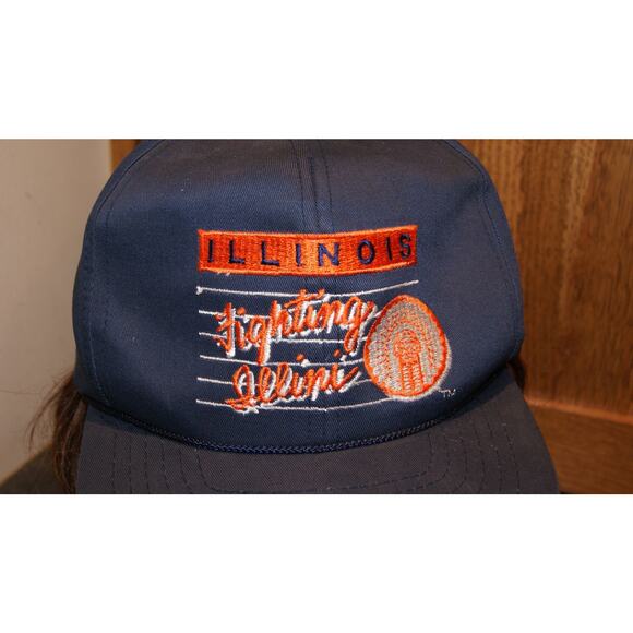 Vintage 80s ILLINOIS FIGHTING ILLINI Script Hat Cap Snapback Chief Illiniwek - Picture 3 of 9
